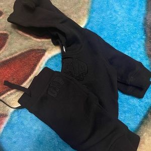 Black Gap Sweatsuit